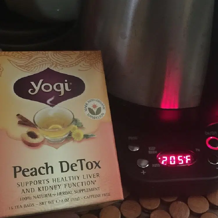 Yogi Detox Tea Boiling