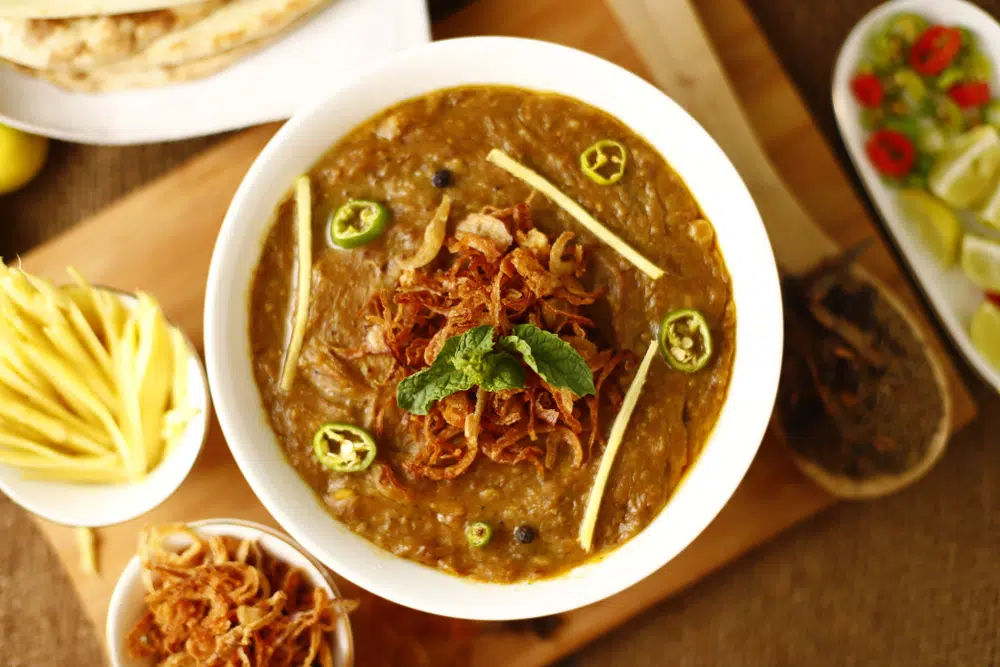 Haleem Served In A Bowl