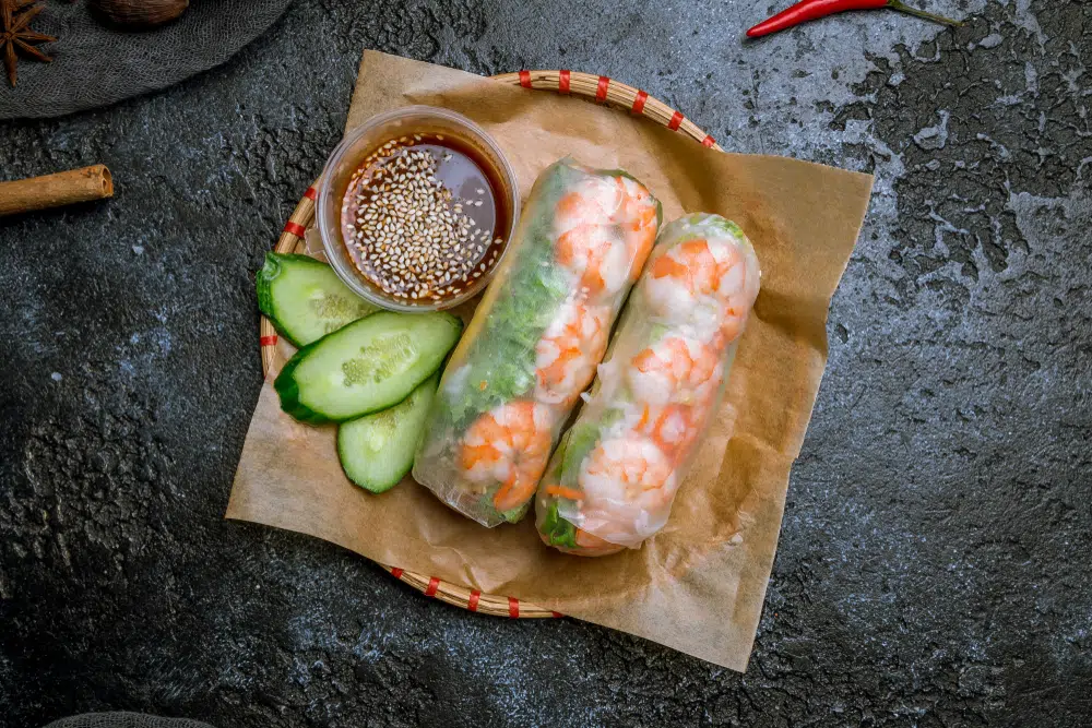 Fresh Spring Rolls Using Rice Paper