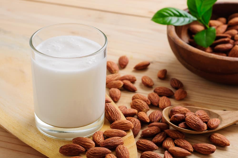 Is Unsweetened Almond Milk Keto Friendly