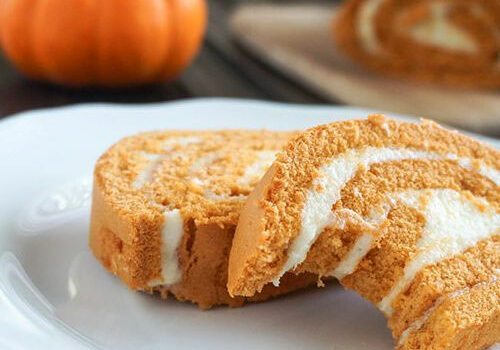 keto-pumpkin-roll Keto Pumpkin Roll