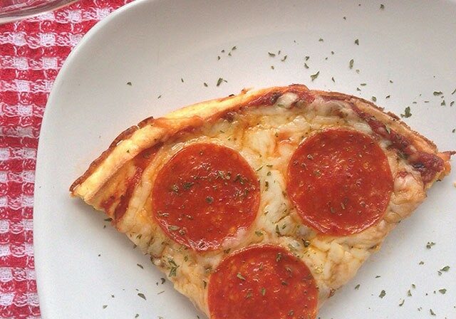 low-carb-pizza-recipe Low Carb Pizza - Simple with no specialty ingredients!